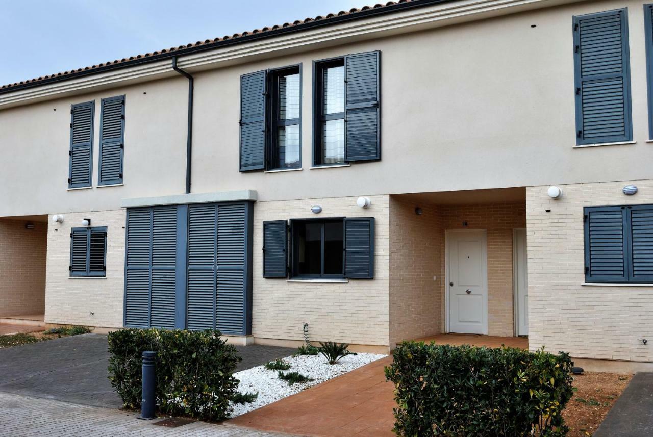 Chalet adosado de lujo para 6 personas en Golf Panorámica San Jorge  Esterno foto